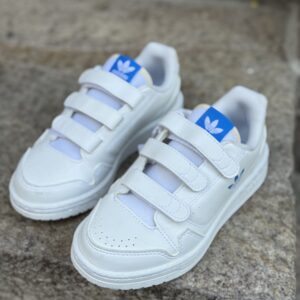 Adidas -kengät 31