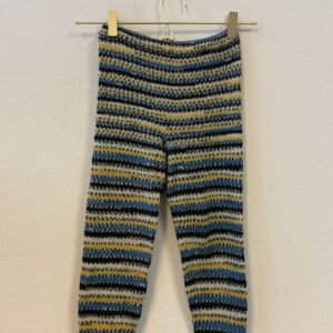 Itse neulotut villahousut 122cm